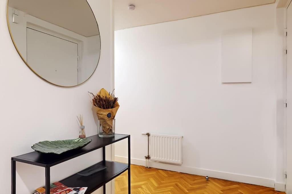 8 Personnes - 4 Rooms - 2 Salle De Bain - Metro 7 & 14 - Porte Italie - Private Car Park- Wifi Le Kremlin-Bicetre Luaran gambar